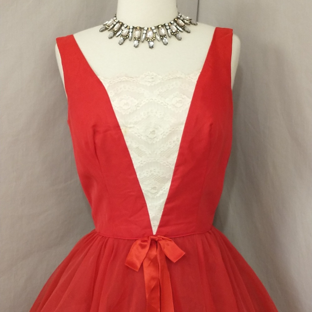 50s 60s Vintage Formal Gown Bright Red Cream Lace Fem Gone With The Wind Style - Picture 2 of 16